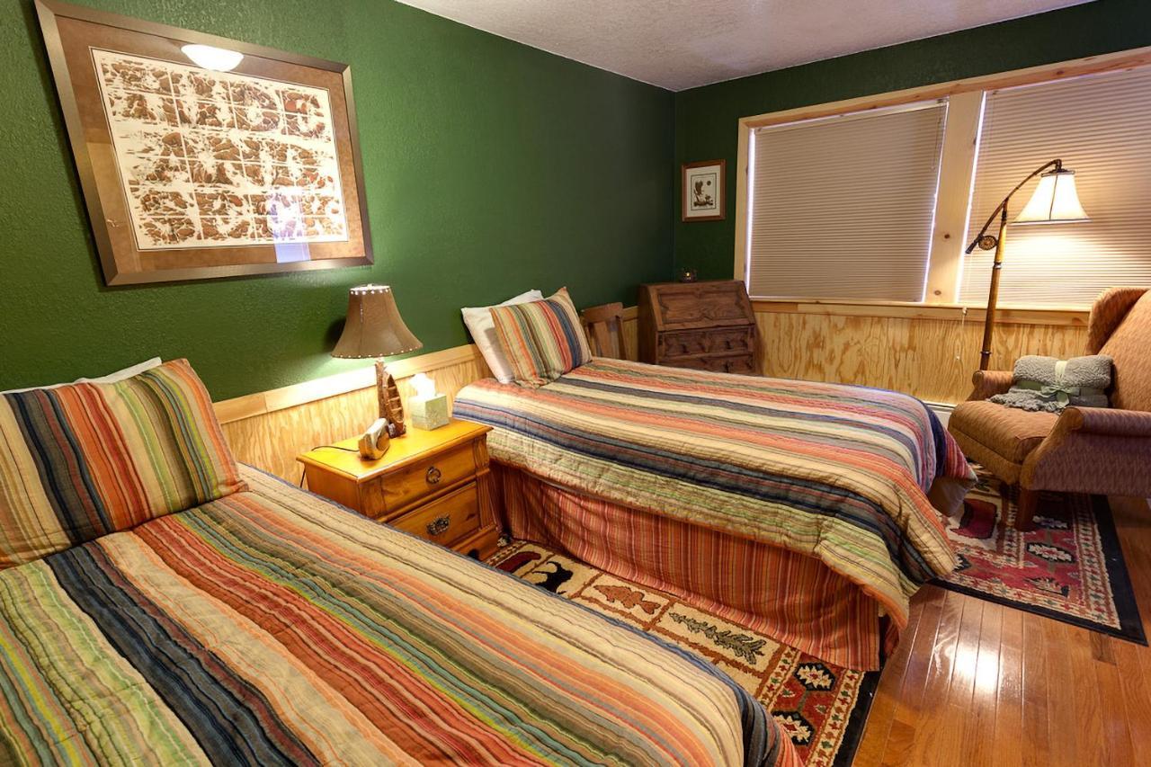 Sea Parrot Inn Seldovia 외부 사진