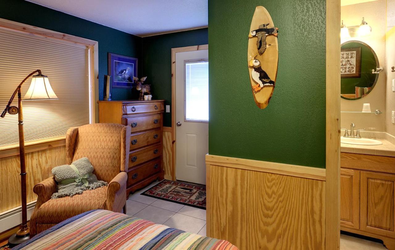 Sea Parrot Inn Seldovia 외부 사진