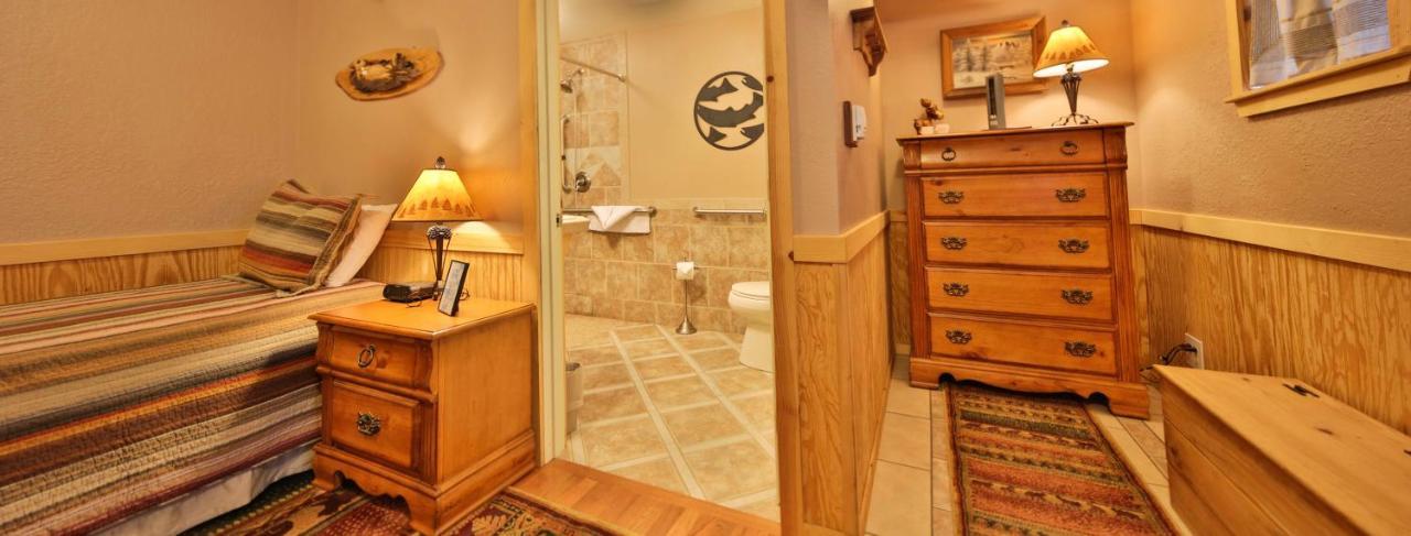 Sea Parrot Inn Seldovia 외부 사진