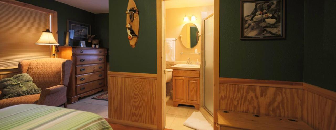 Sea Parrot Inn Seldovia 외부 사진